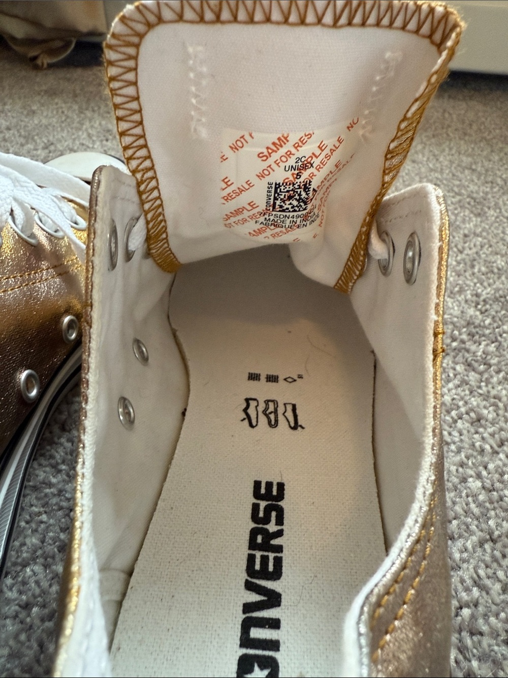 Converse womans Low Top Metallic Gold Lace-Up Sneakers - Picture 6 of 6